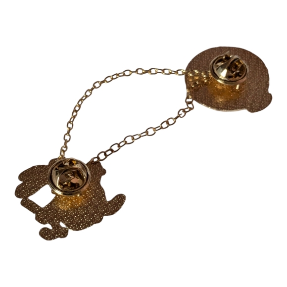 Alice In Wonderland White Rabbit. 2-Piece linked together with chain Pin - Picture 4 of 5